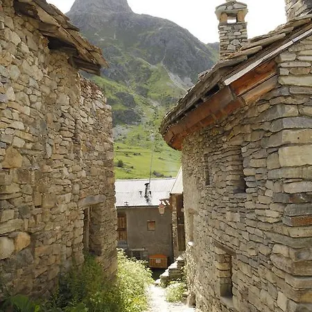 Guest house Chalet Colinn *