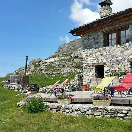 Guest house Chalet Colinn
